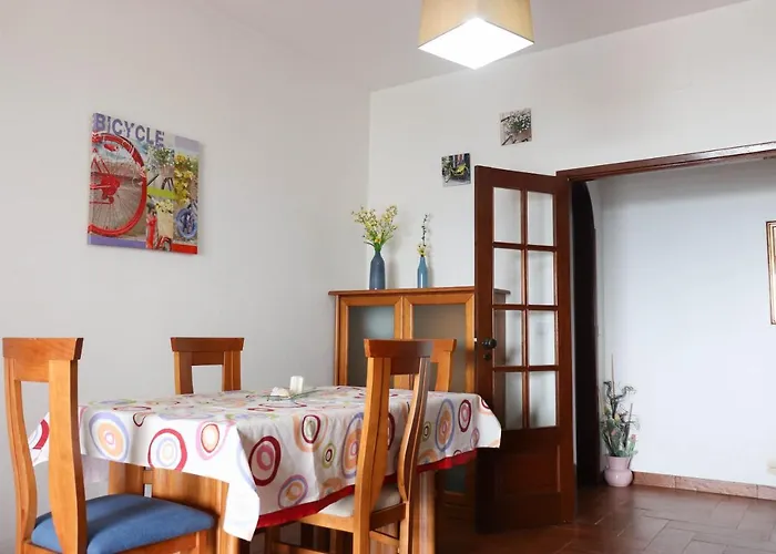 Com Vista Mar * 나자레