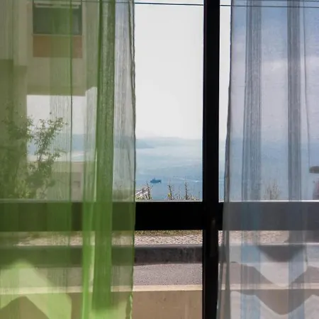 Com Vista Mar